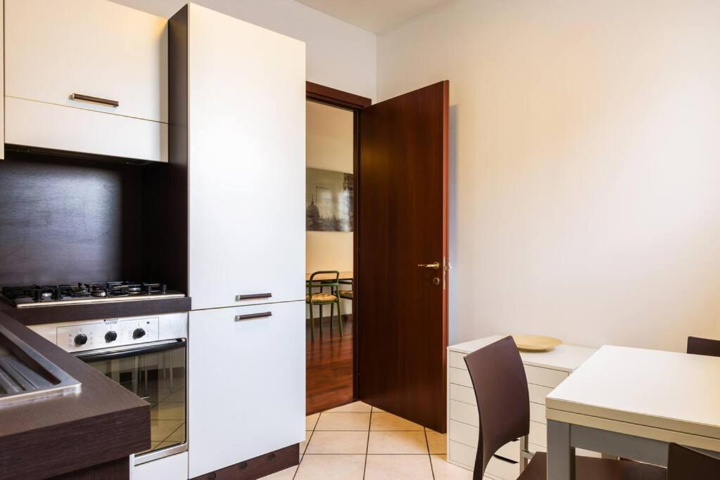 Magistretti Flexyrent Apartment Milaan Buitenkant foto